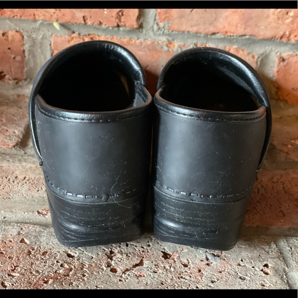 dansko clog